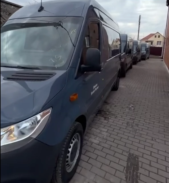 Tallinn rental yard