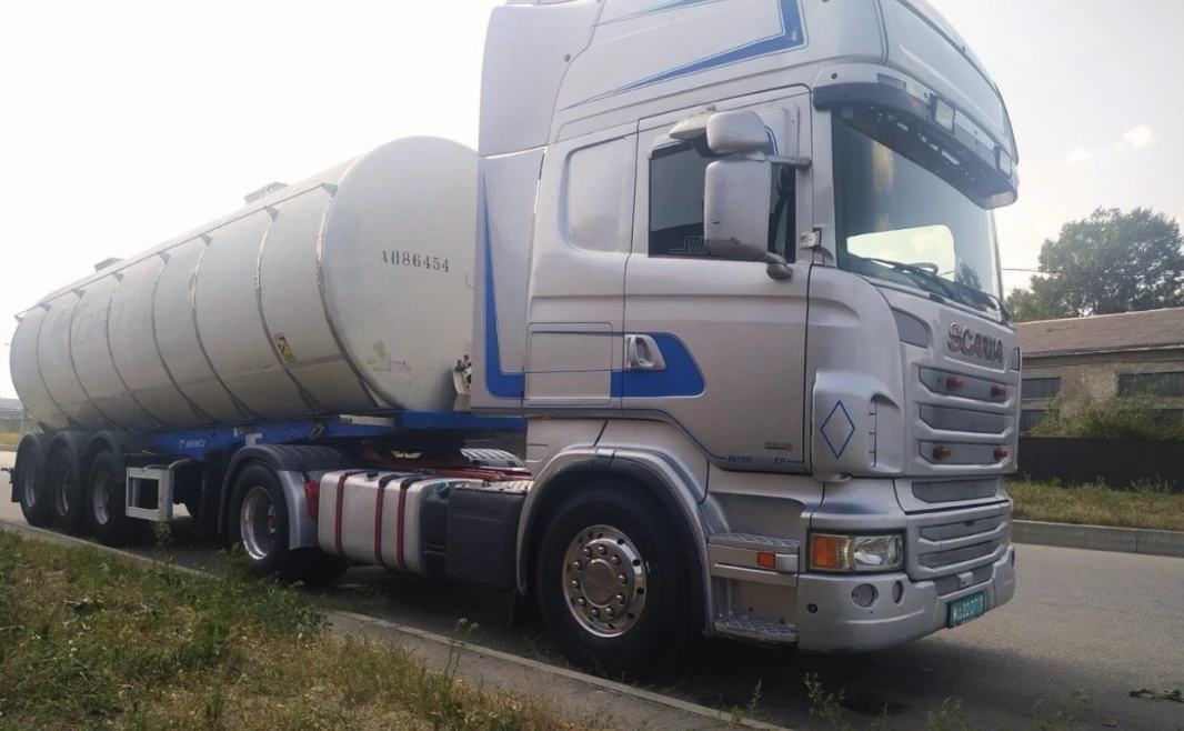 Food grade tank trailers